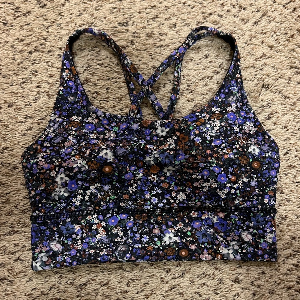Lululemon sports bra!